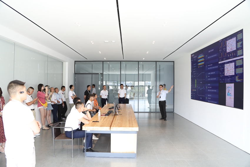 5efc52101bc12.jpg 5q.jpg