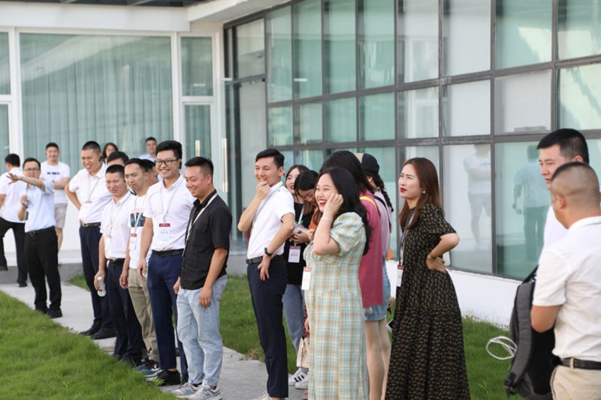 5efc527c3e580.jpg 9q.jpg