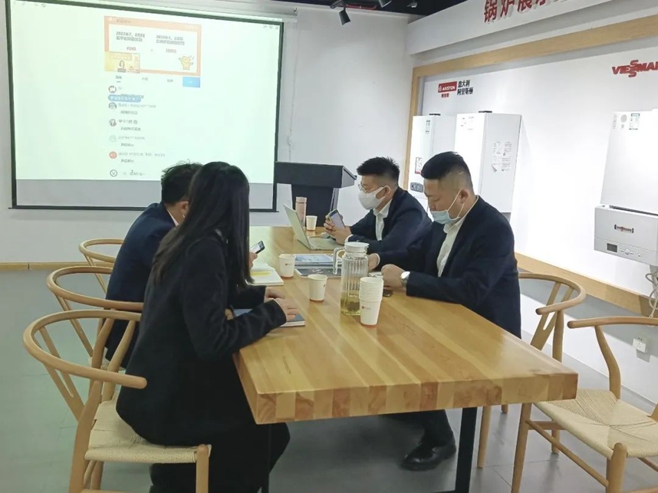 6361c9a7b8f42.jpg 6.jpg