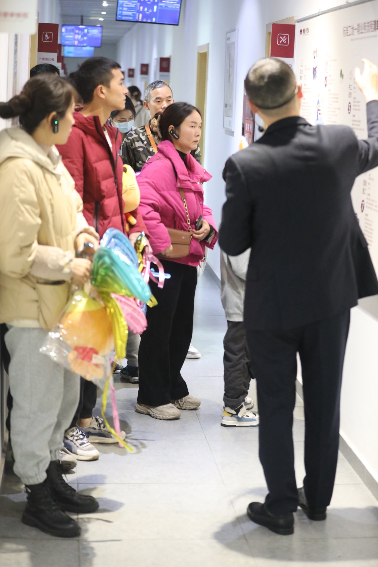 658d044a5fc35.jpg 358be884-cbf4-4b88-a9a7-9c13a2959962.jpg