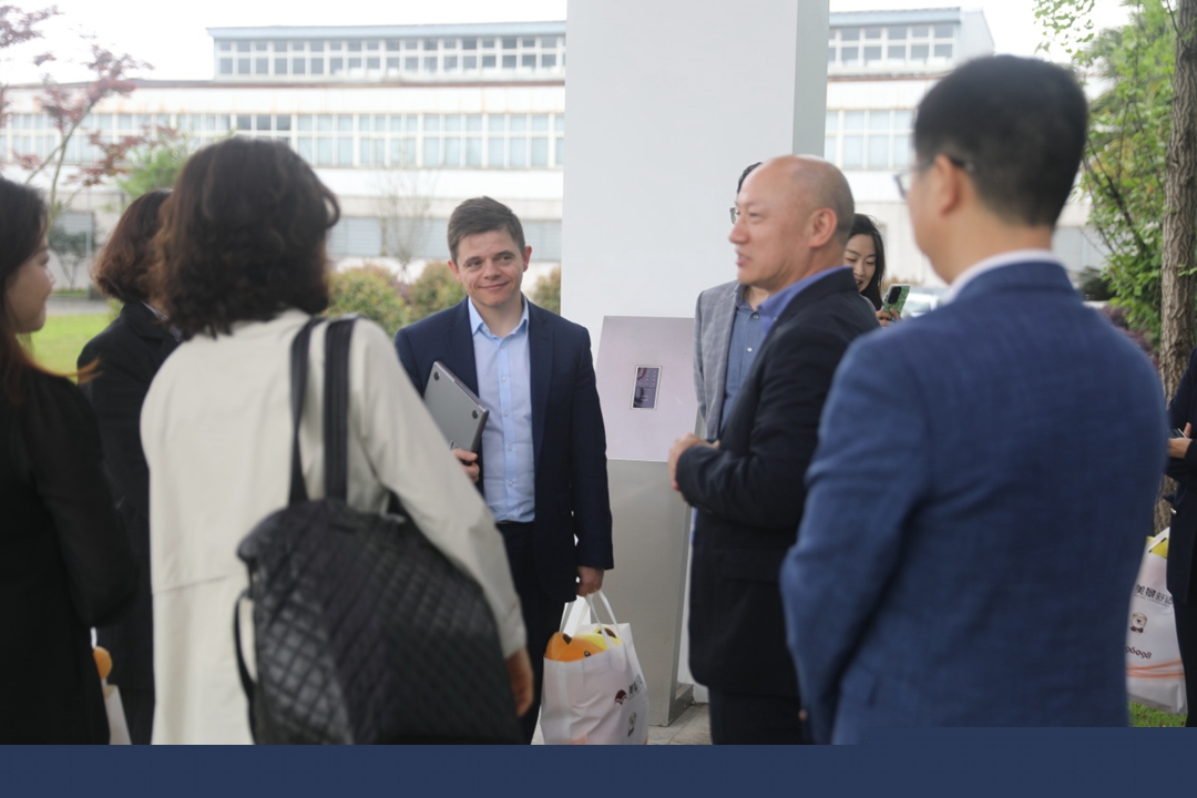 662478bbc753c.jpg 2.jpg