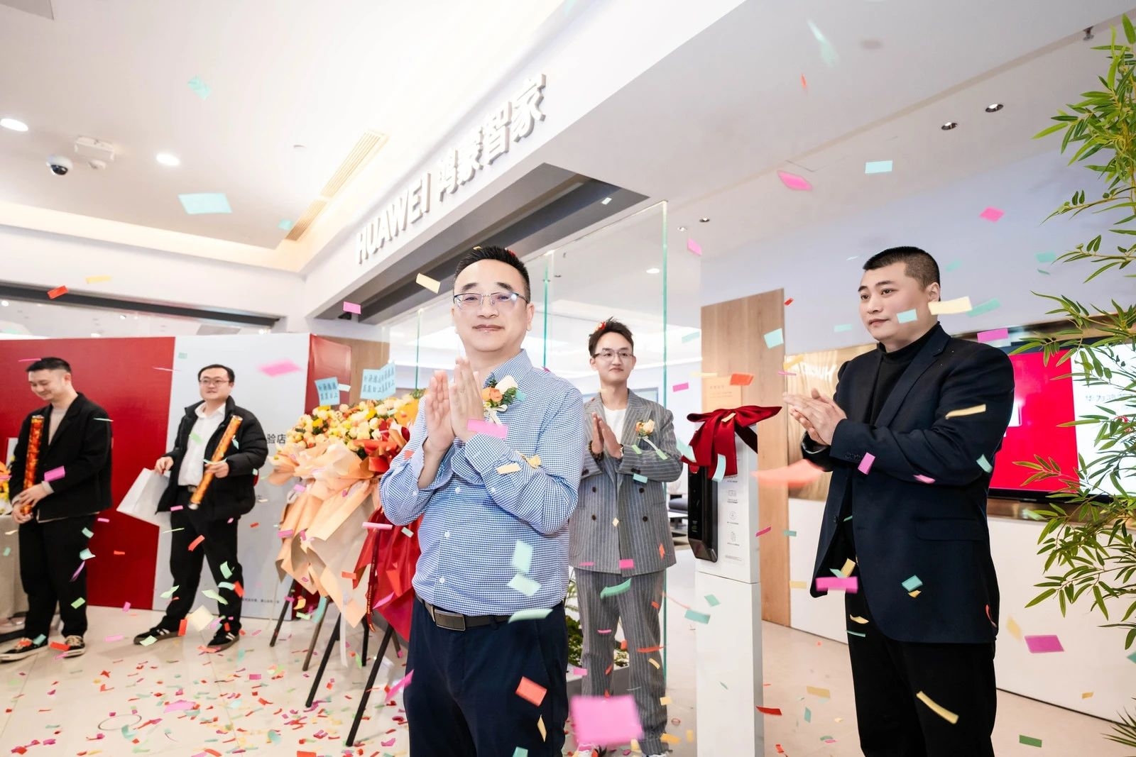 67f212a401e8a.jpg 5.jpg