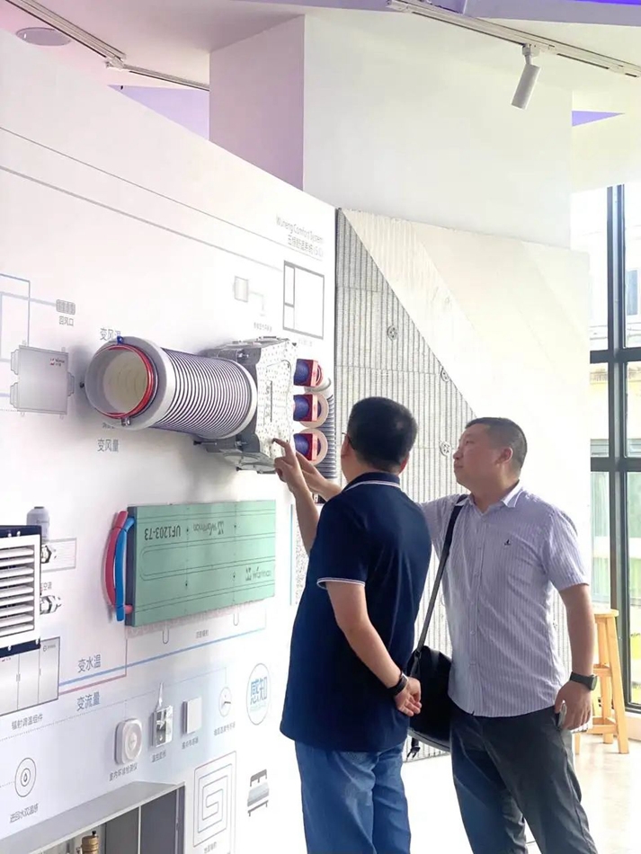 68390b956b979.jpg 4.jpg