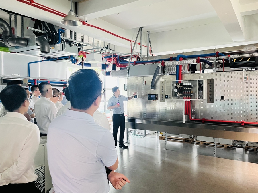 689558ed2ada6.jpg 4.jpg